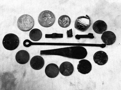 monster-5lb-axe-head-discovered-2