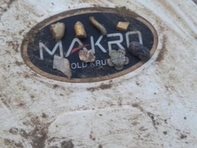 Every Day I Get Gold