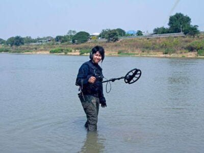 Underwater Treasure Hunt