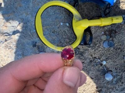 Red ruby stone gold ring