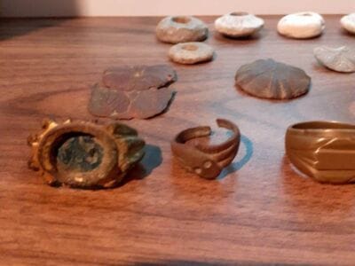 Few Piks Of Sym Of My Finds - 1