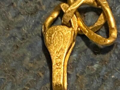 A Playground Had A 14K Kids Bracelet - 3