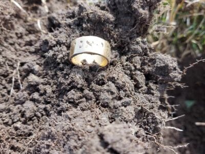 The Legend Metal Detector Does It Again - 4