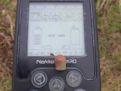 Bullets And Military Uniform Button With Simplex - 2