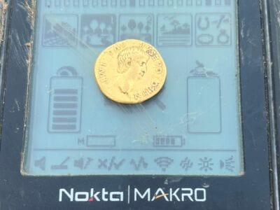 Stunning Find On Today’s Dig With Simplex - 3