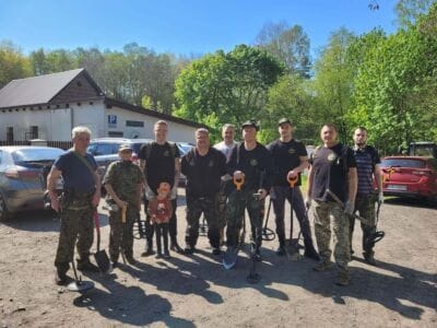 Lost Wedding Ring Found After 23 Years - 3