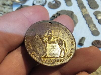 I Danced Around A Large Yard With Other Users - 7