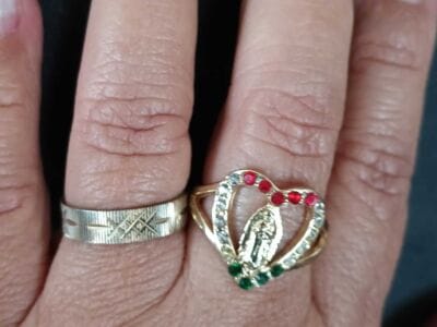 First Jewelry With The Legend - 1